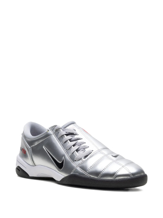 Nike Total 90